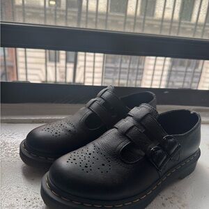 Dr. Martens 8065 Mary Jane size 8